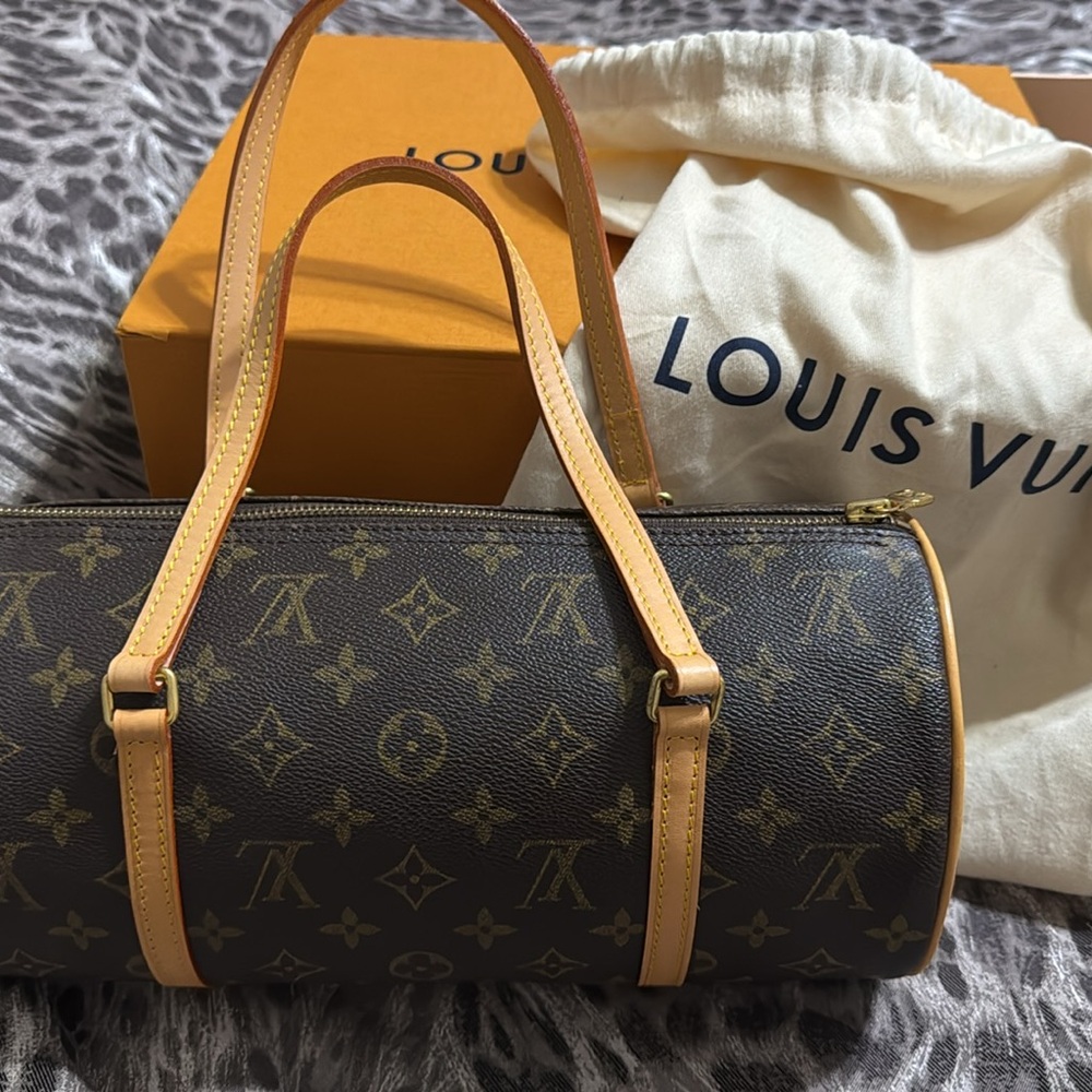 Louis Vuitton Brown and Tan Monogram Shoulder Bag - Picture 14 of 15